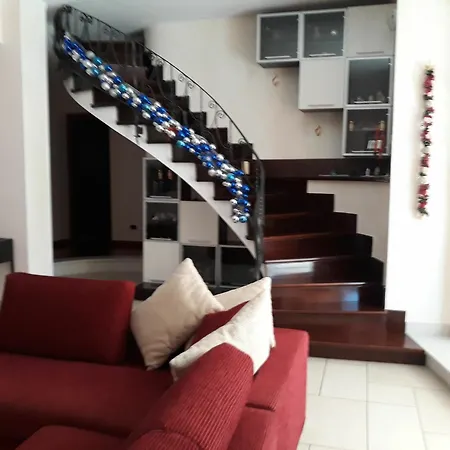 With 2 Bedrooms In Vezzano Ligure, With Wonderful Sea View, * La Spezia
