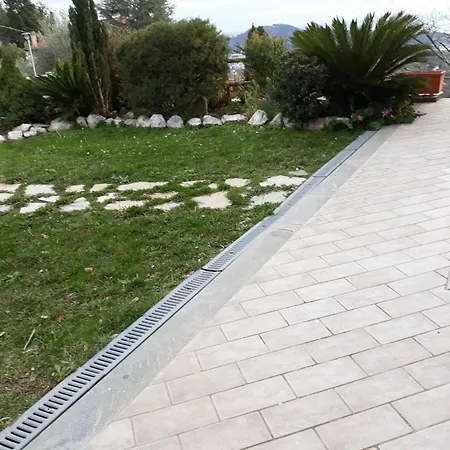 With 2 Bedrooms In Vezzano Ligure, With Wonderful Sea View, Apartment *